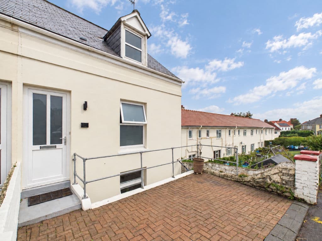 Freesia Cottage, Guelles Lane, St Peter Port